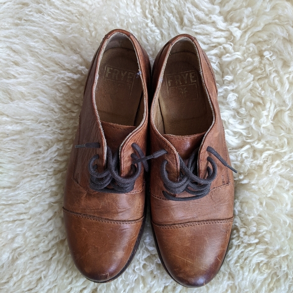 Frye Cap Toe Oxfords - Picture 1 of 3